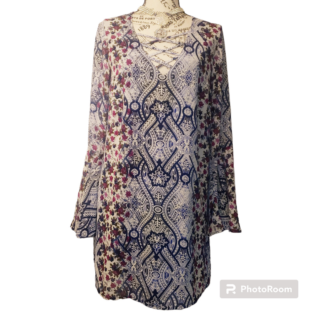 Speechless Floral Lattice Tunic Dress w Peasant Bell-Sleeves | Small - Picture 5 of 11